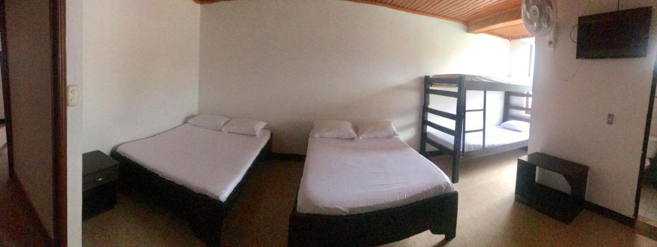 Hotel Y Balneario El Descanso Villavicencio Eksteriør billede
